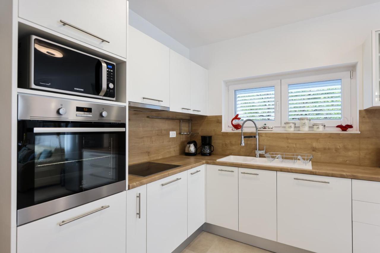 Apartment Puntamika Villa De Rosa - Ground Floor ザダル エクステリア 写真